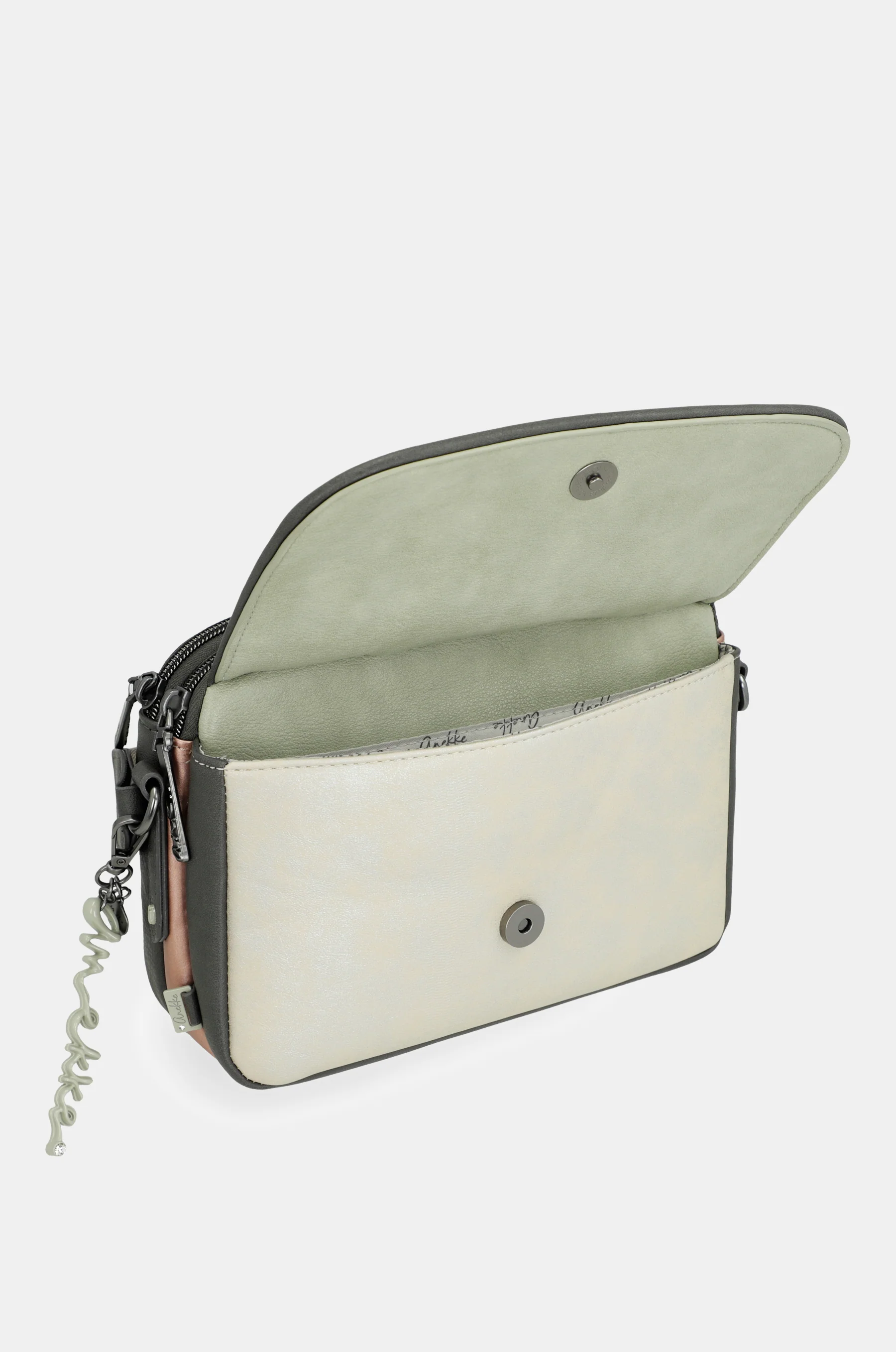 Bandolera con solapa Symmetra - Image 6