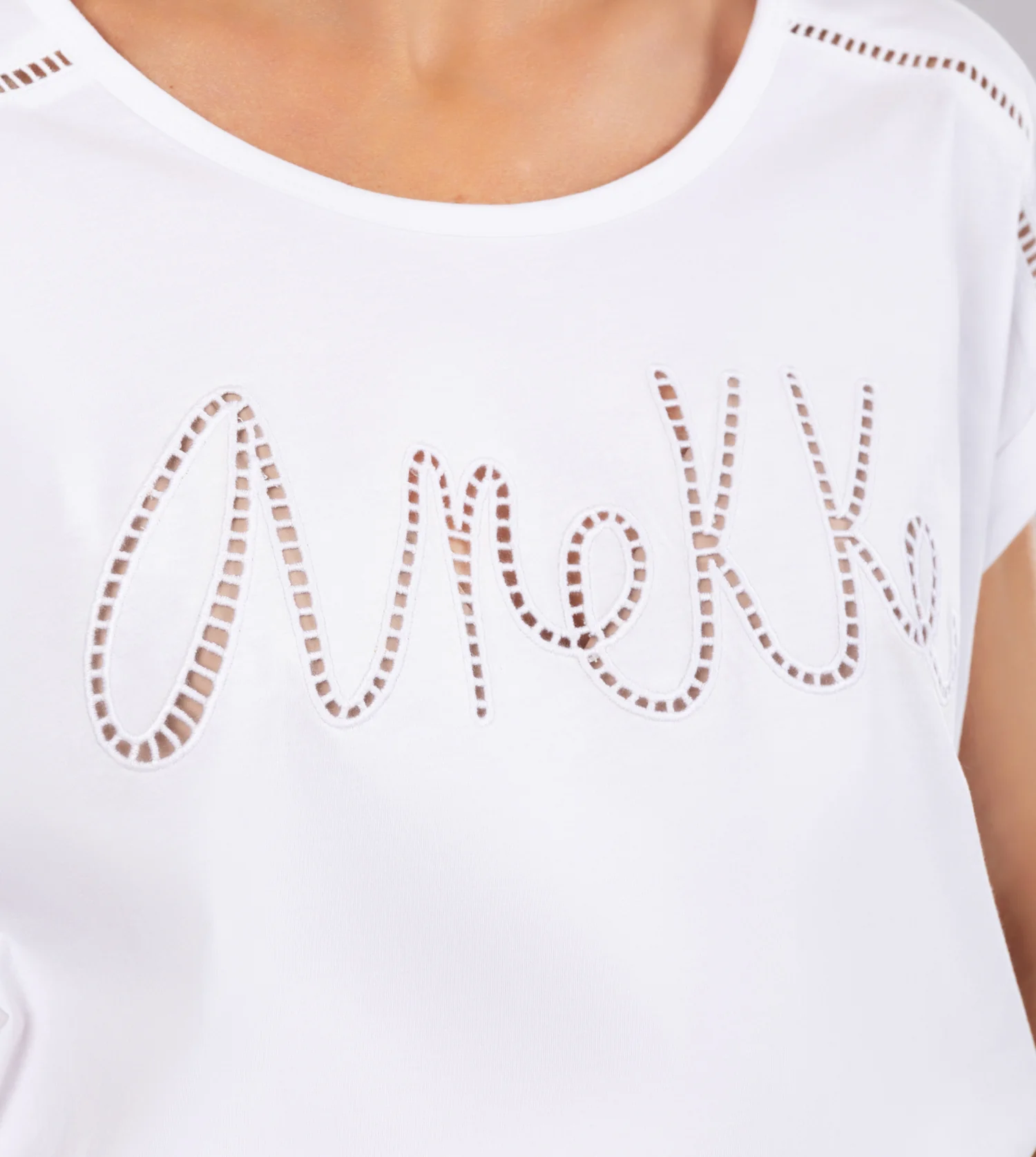 Camiseta blanca Anekke - Image 3