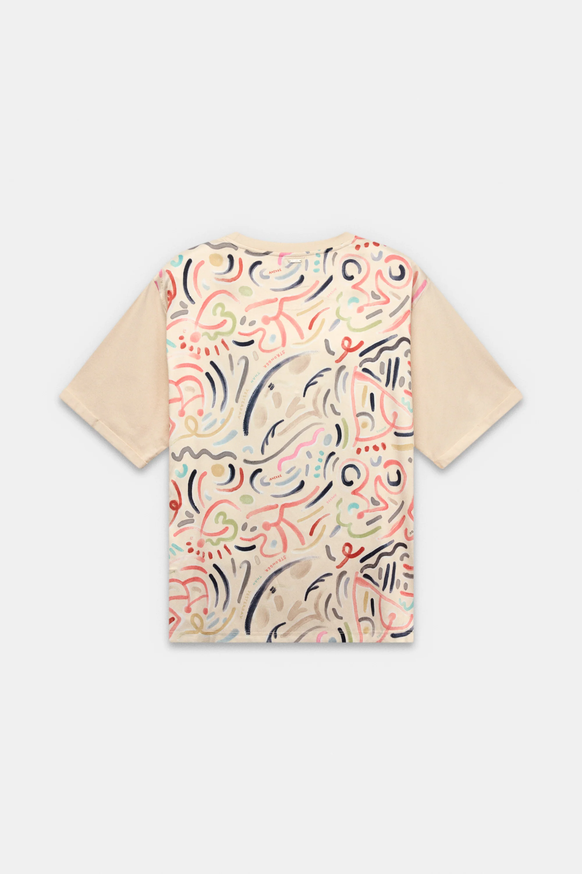 Camiseta de manga corta beige con estampado - Image 3
