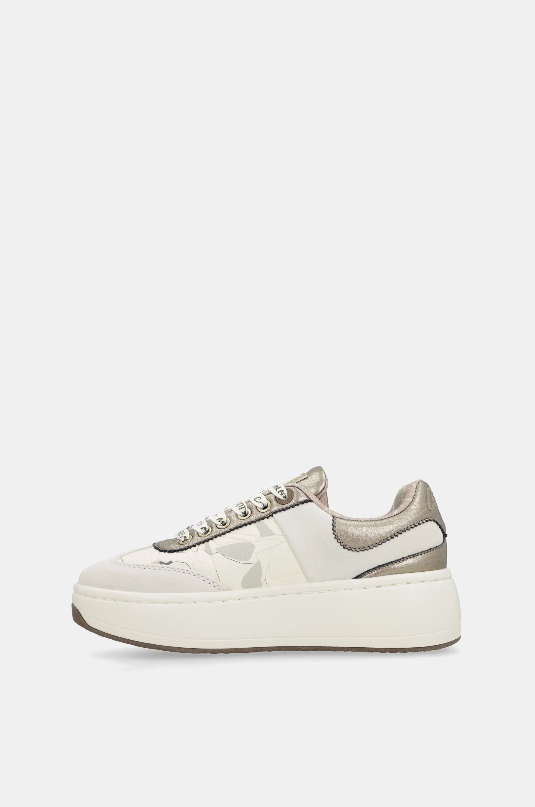 Deportivos beige - Image 5