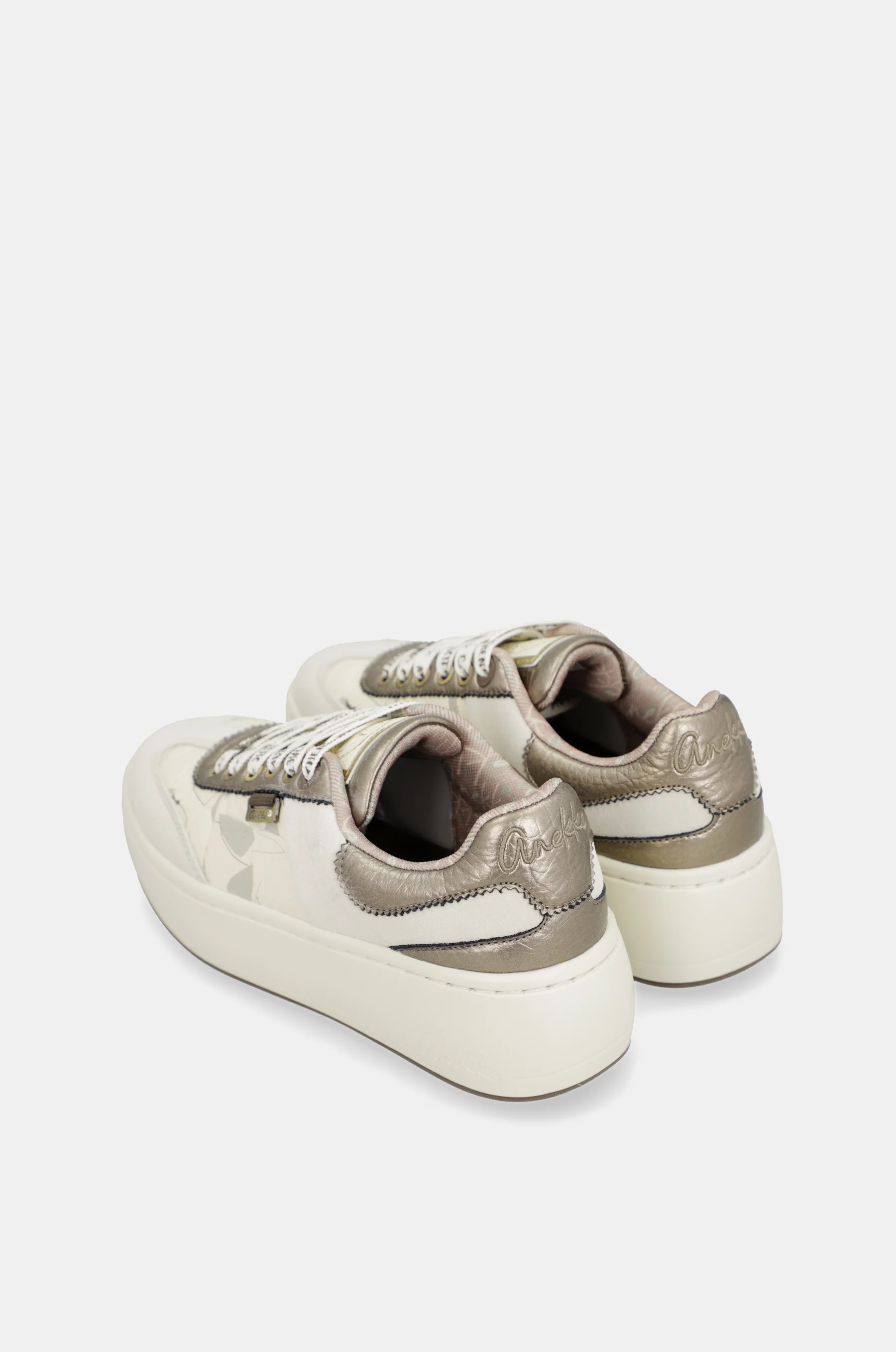 Deportivos beige - Image 6