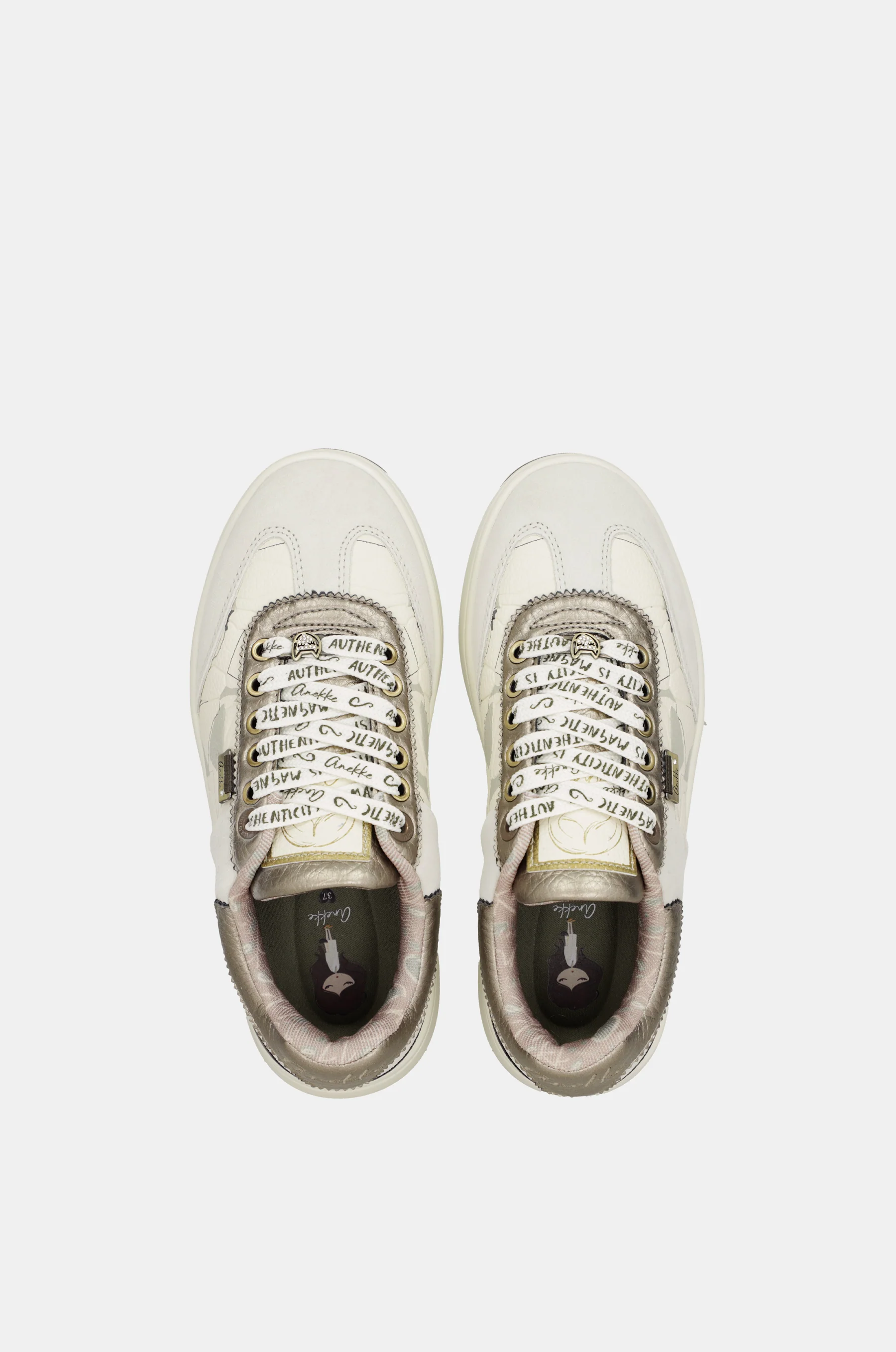 Deportivos beige - Image 7