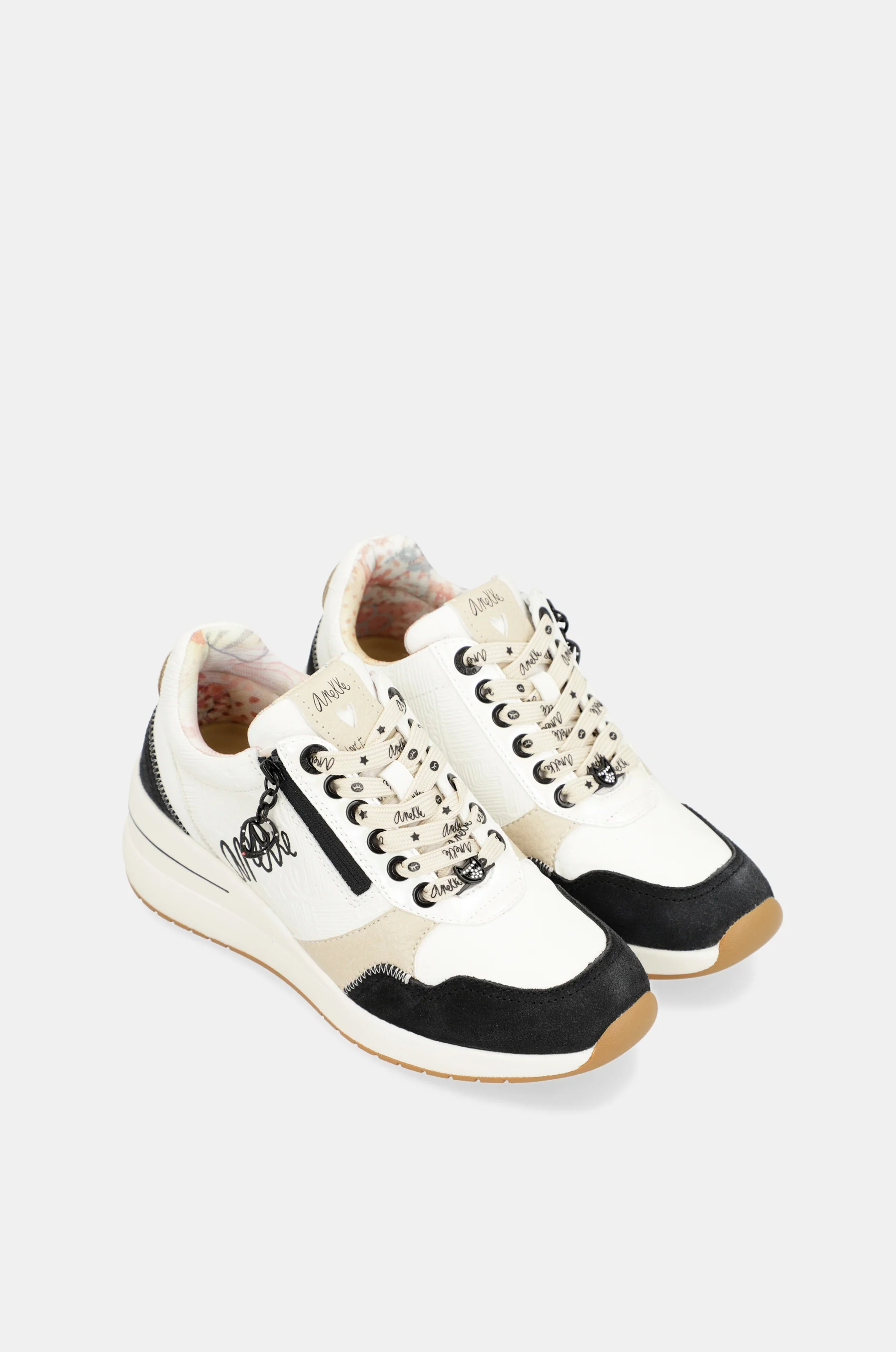 Deportivos con cuña blanco y negro - Image 3
