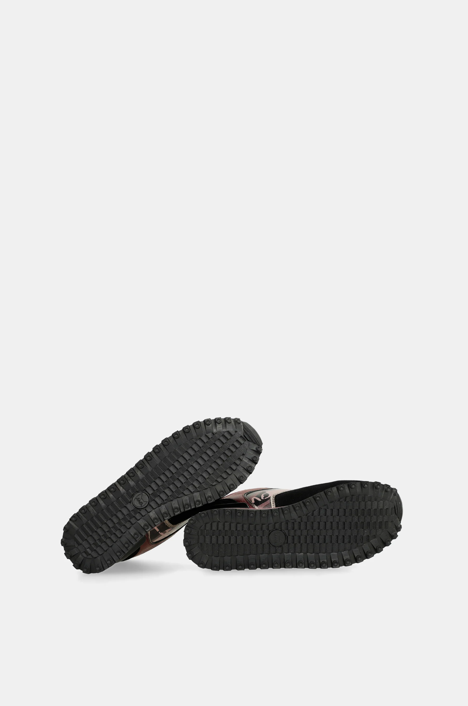 Deportivos plataforma negro estampado - Image 6