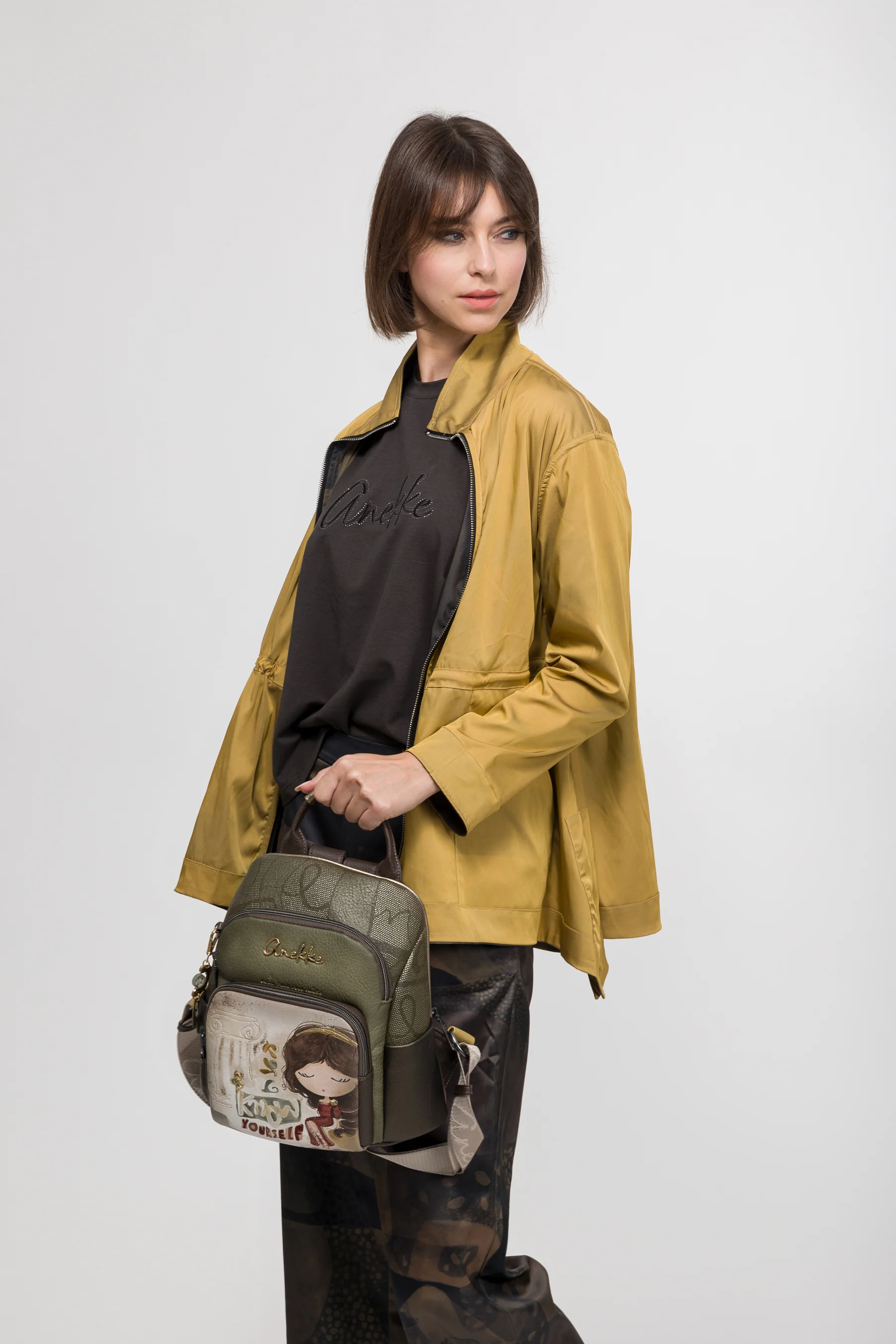 Mochila con bolsillo frontal Muse - Image 3