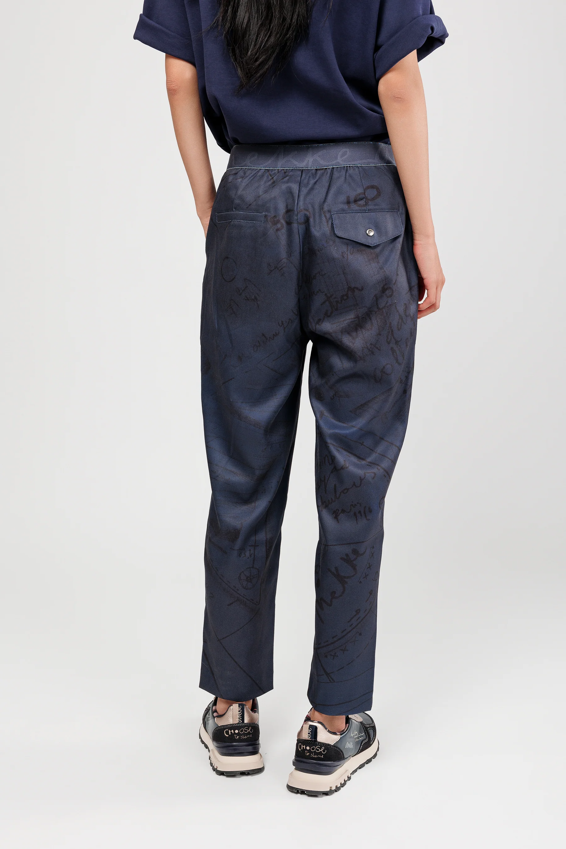 Pantalones azules - Image 3
