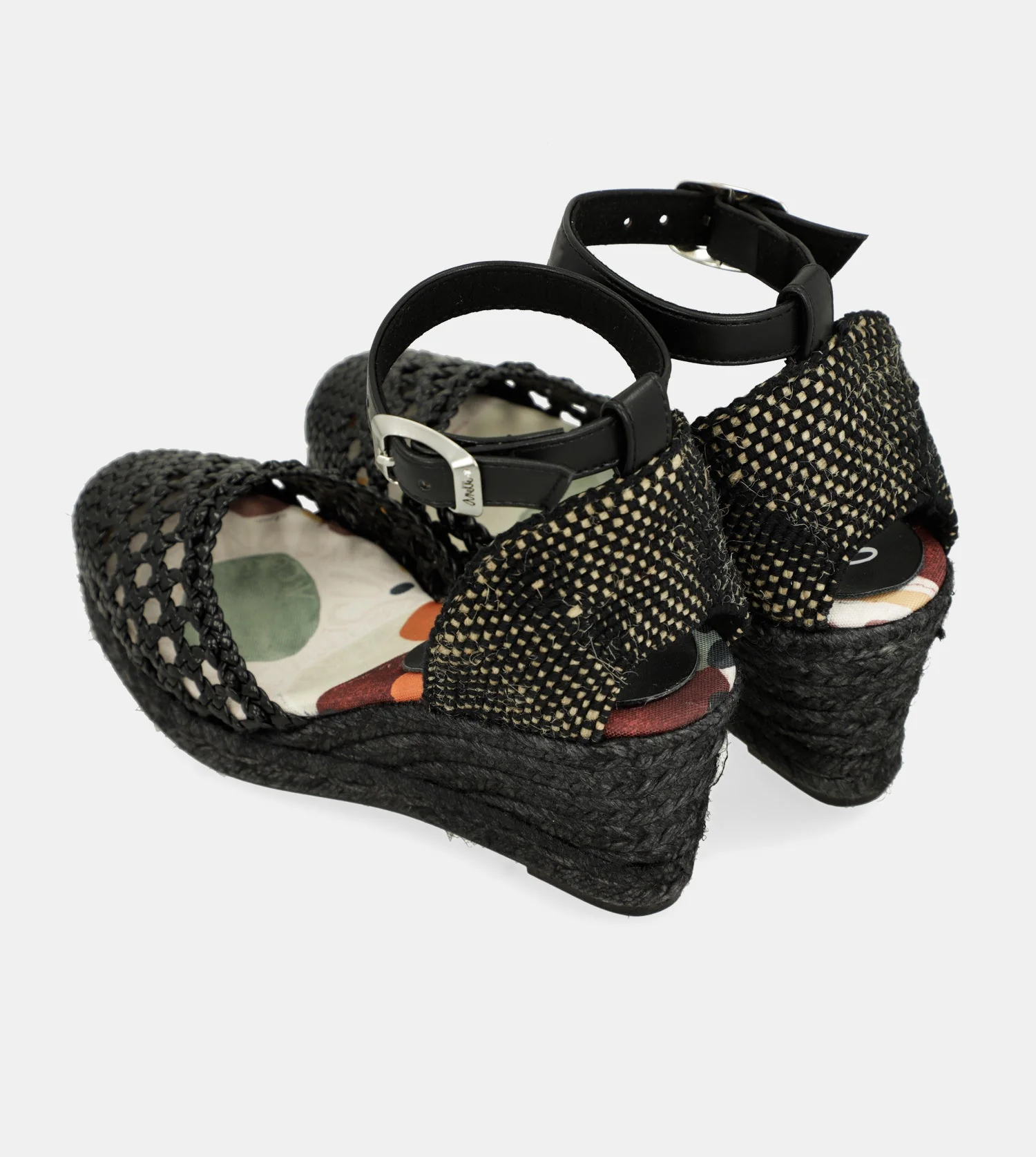 Sandalias de cuña negras Alma - Image 5