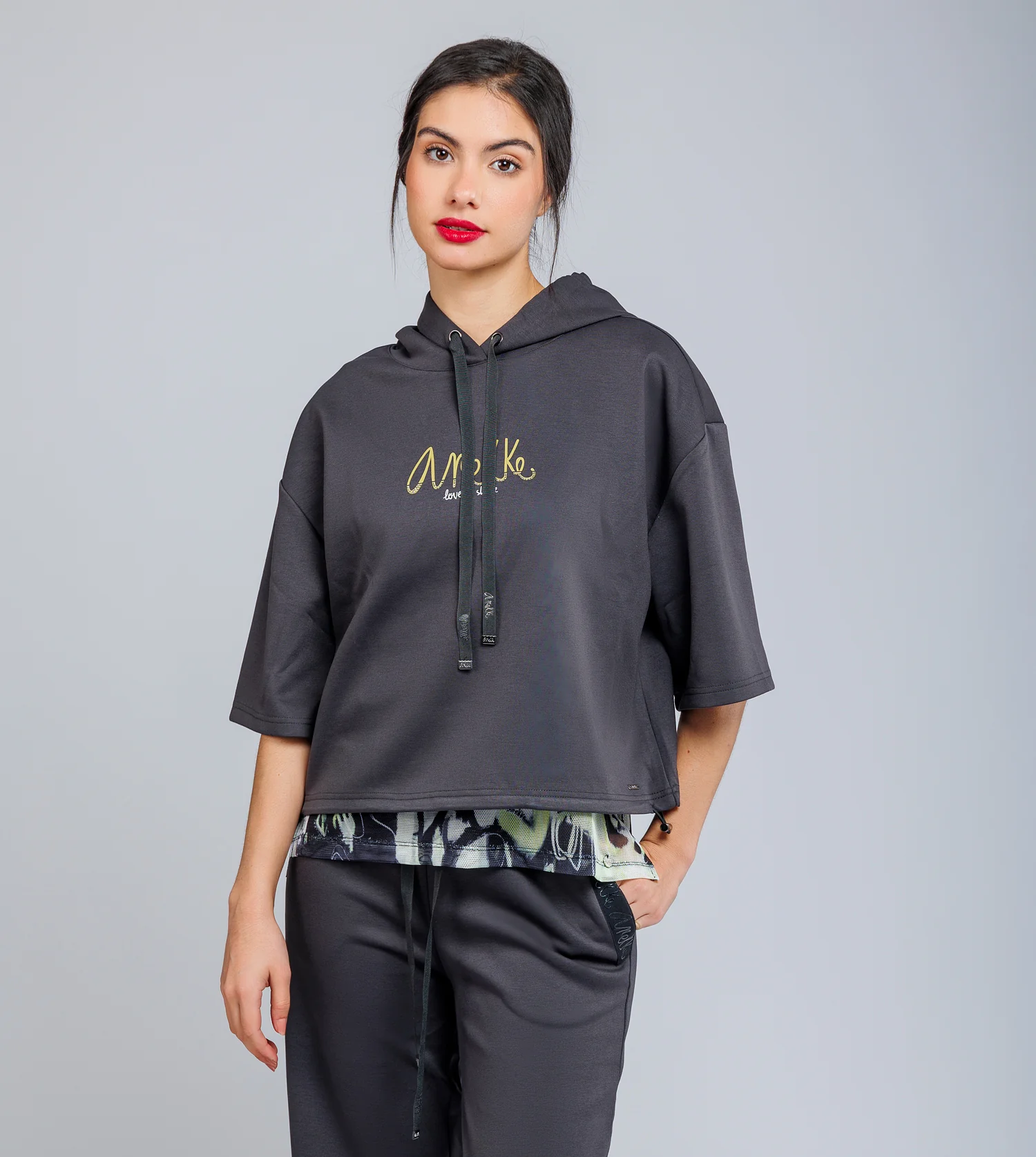 Sudadera con capucha gris - Image 3